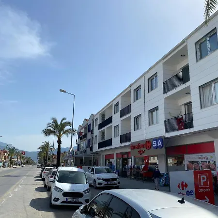 Cetkin Exclusive アパート